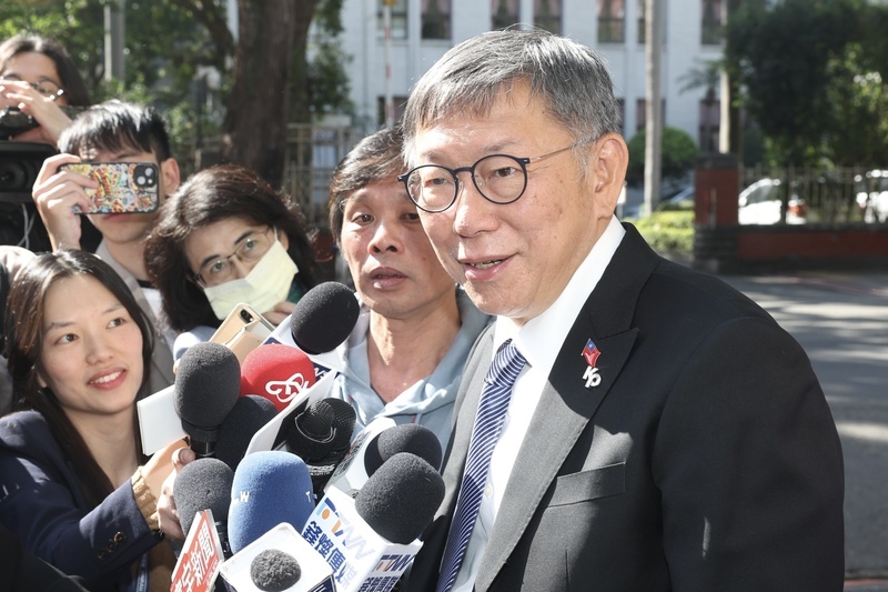 遭指喬立院龍頭  柯文哲：非主動致電 下週提告
