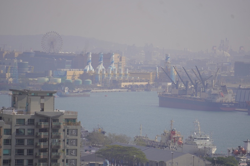 背風側及民俗活動影響 雲嘉南留意空品亮紅燈