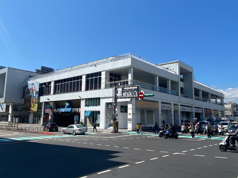 基隆東岸商場2至4樓 高院裁定市府暫不得變更現狀