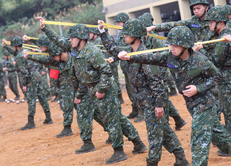 陸軍：已調撥裝備滿足義務役基地訓練需求