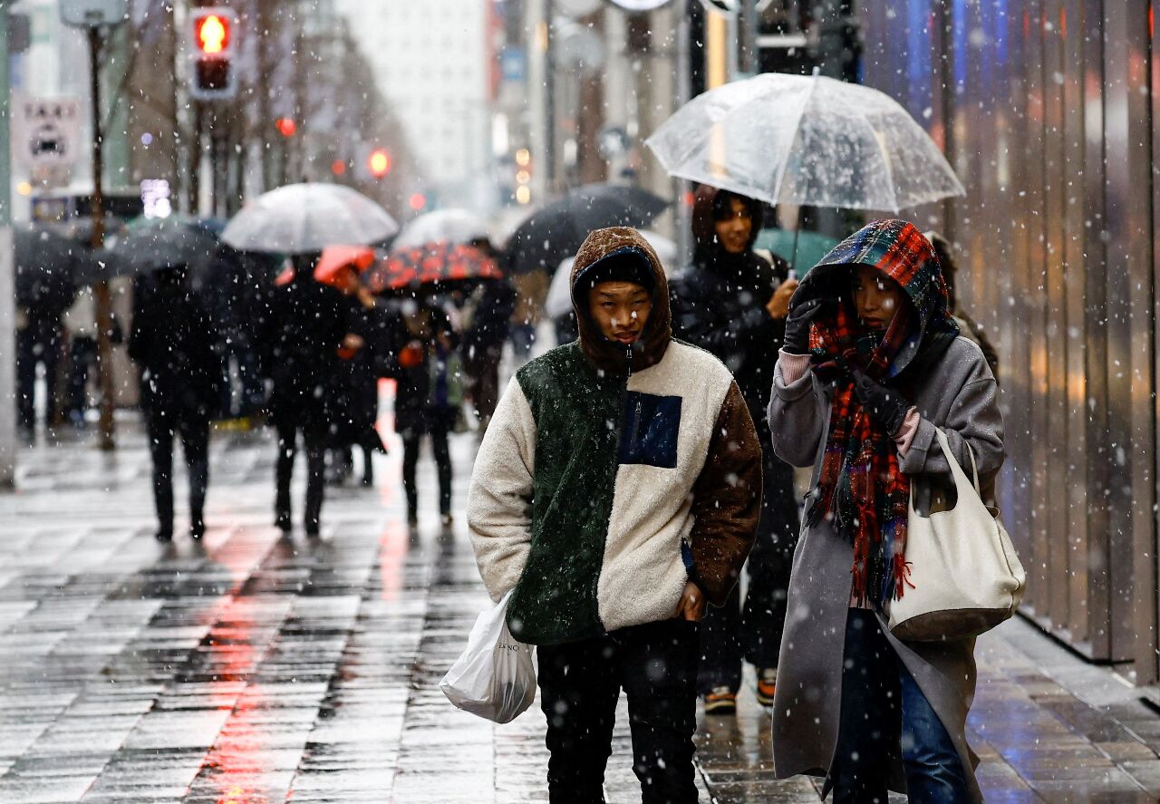 東京大雪警報解除 部分交通仍受影響