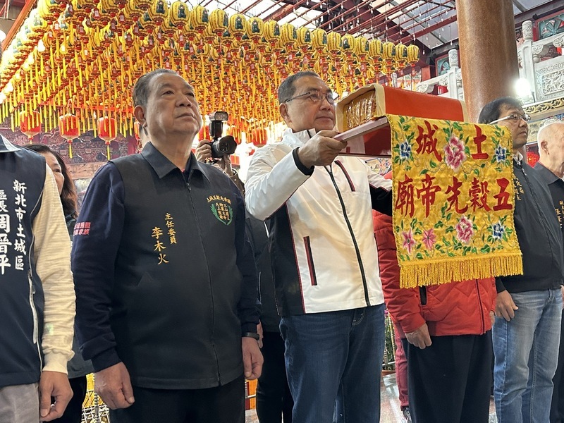 各廟抽出國運籤 侯友宜：轉個念正向看待