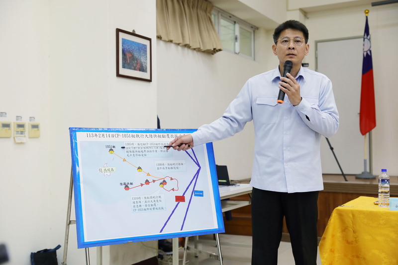 還原中國快艇翻覆過程 海巡：陸船蛇行甩尾自撞翻覆