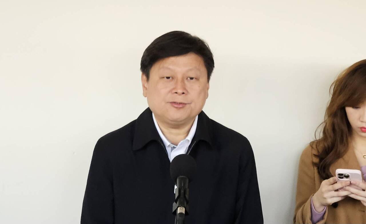 藍委支持綠委沒擋 環島高鐵、國道6號東延兩案一讀付委