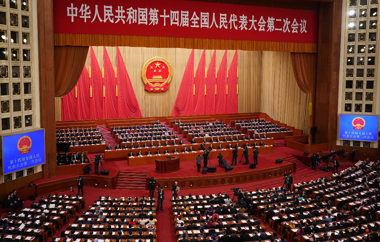中國兩會／質疑新冠疫苗致病 病友集體維權受阻