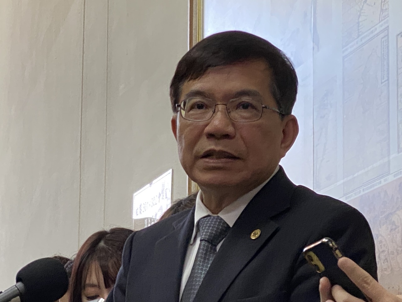 普悠瑪號撞落石 王國材：支持台鐵增設告警系統