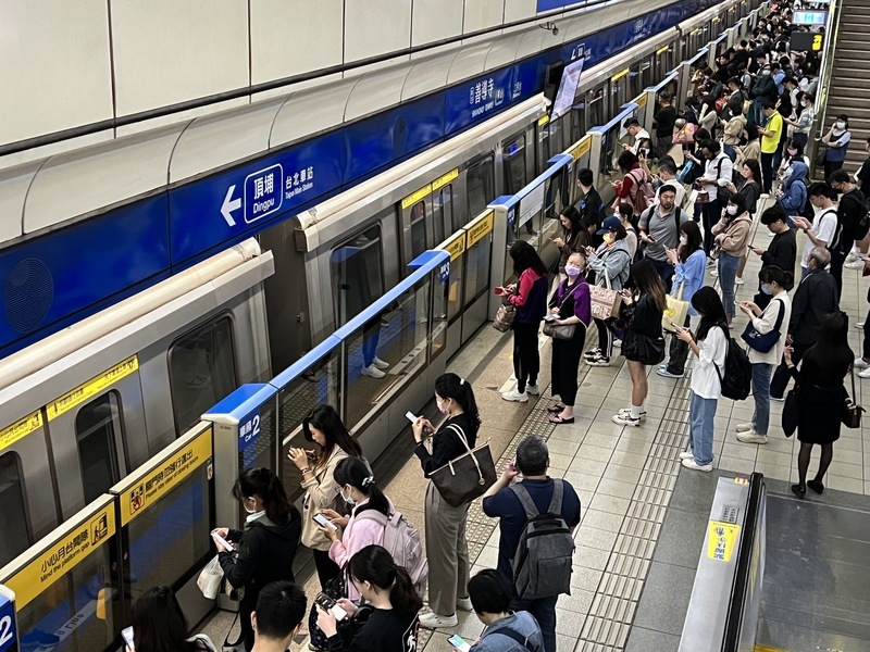 宜蘭近海規模5.7地震 北市未傳災情 北捷降速行駛