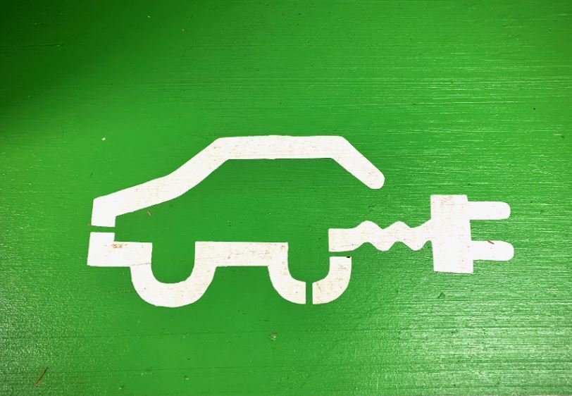 電動車擬收汽燃費 交通部估最快2030年開徵