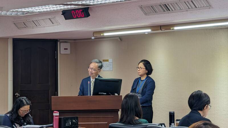 立委要求主動巡網下架兒少性影像網站 薛瑞元：須修法授權衛福部