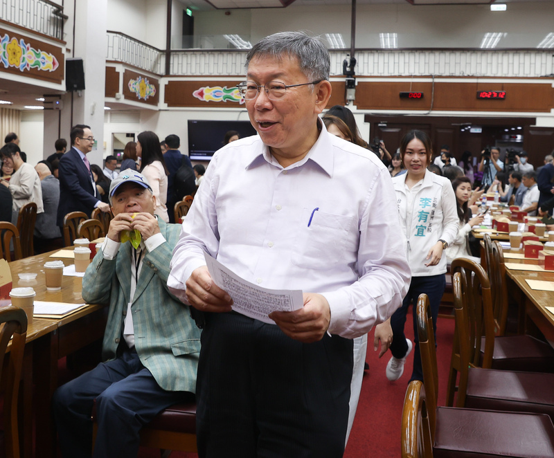 促設壯世代委員會 柯文哲：修妨礙逾65歲工作法令