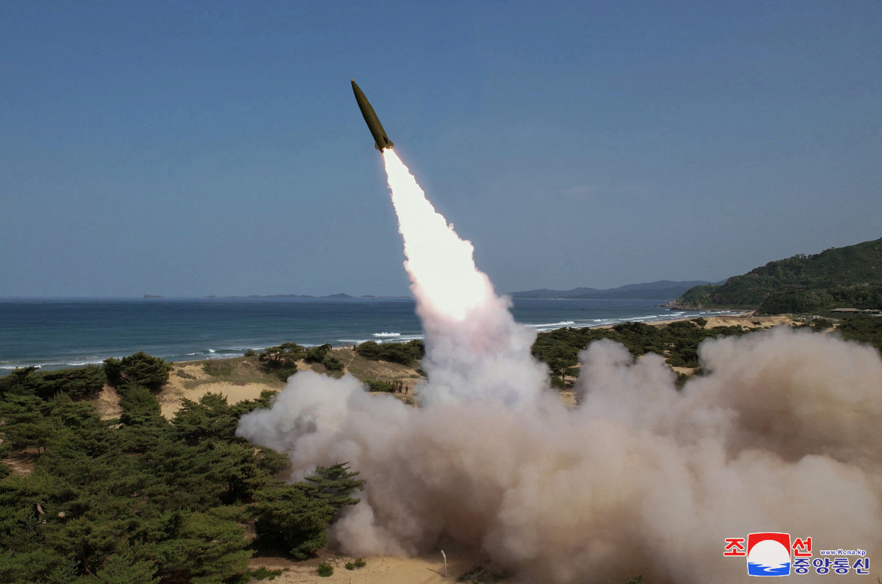韓媒：北韓朝東部海域發射飛彈