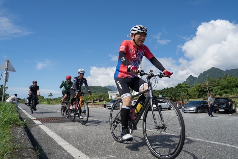 端午連假環騎花蓮  柯文哲：觀光振興關鍵在交通