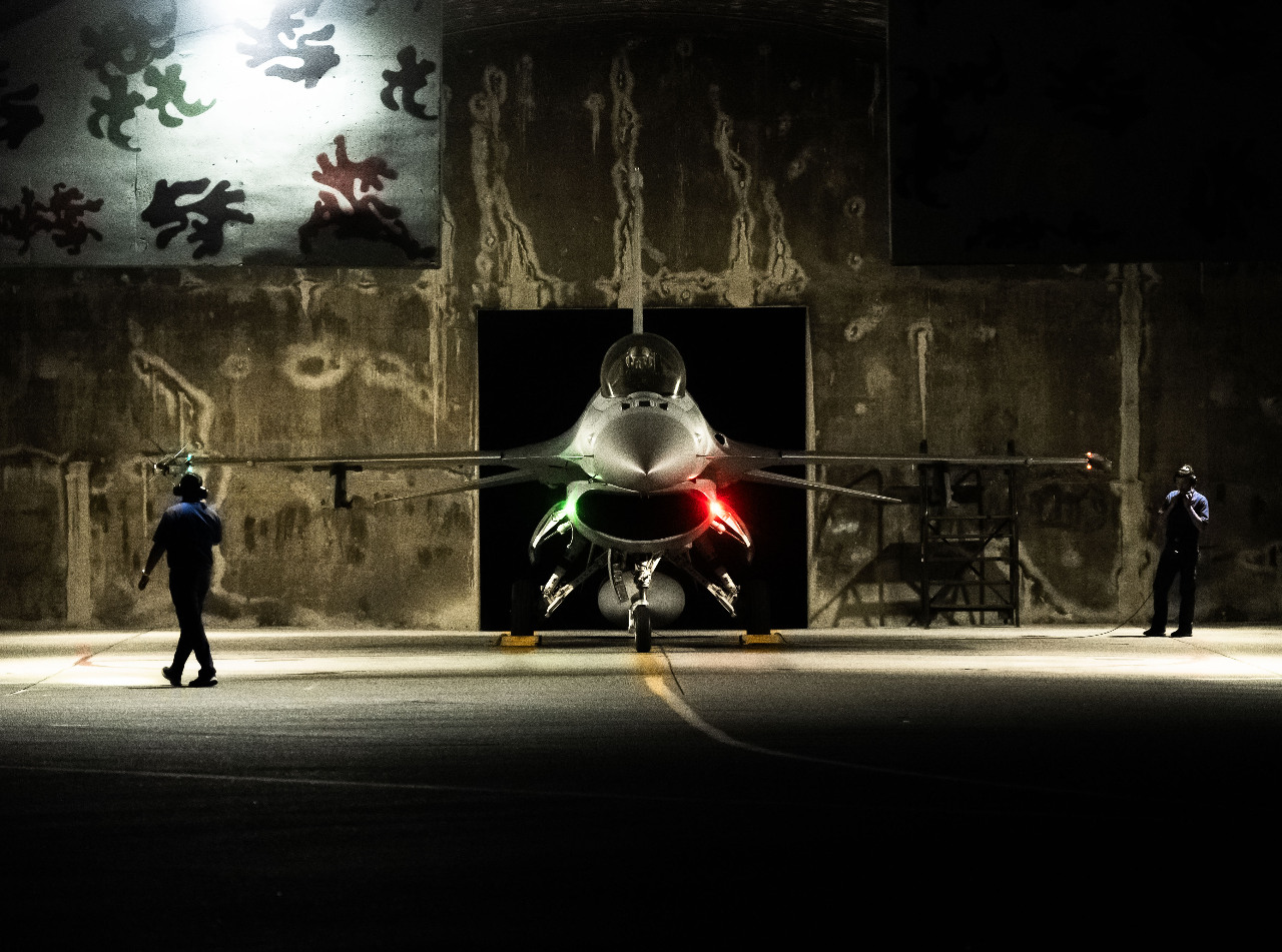 共機襲擾不分晝夜 空軍強化夜巡訓練 增進後勤維護實力