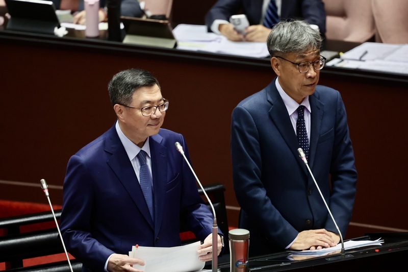 今年稅收又超徵 卓榮泰：先補差短再補債務
