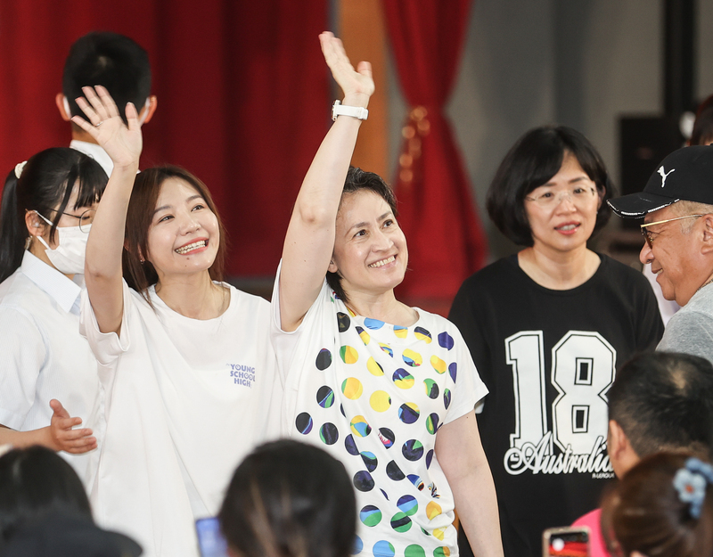 蕭美琴秀霹靂舞姿 再cue蔡英文多走出來