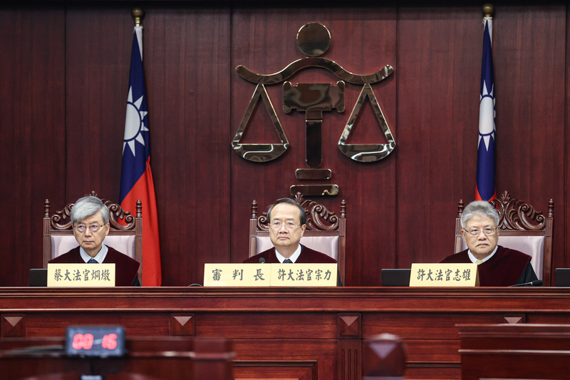 國會職權修法釋憲民調 逾半民眾接受暫時處分 近半接受違憲裁定