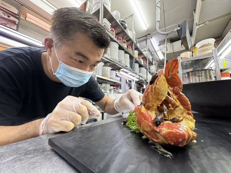 金沙螃蟹佐蟋蟀？ 新加坡批准16種蟲蟲可食用
