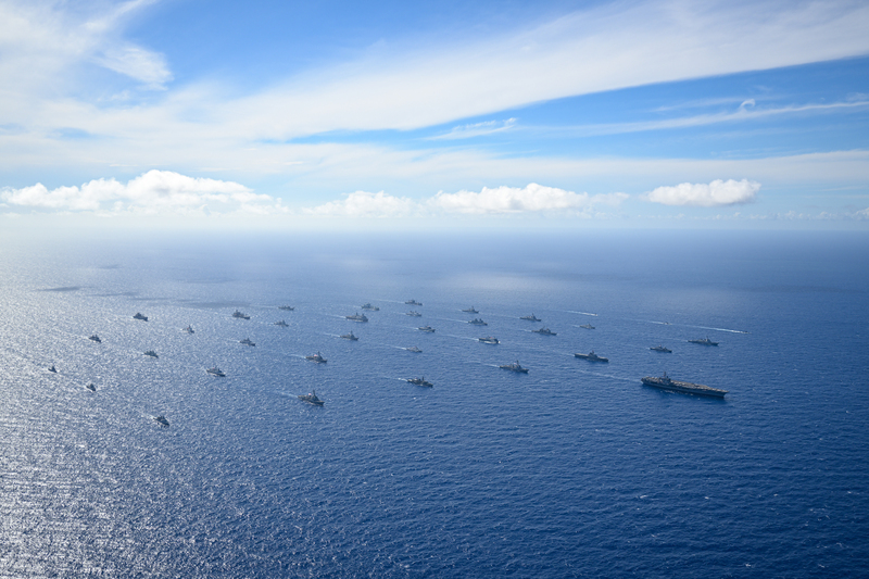 環太軍演史上規模最大 近40艘軍艦海上編隊場面壯觀