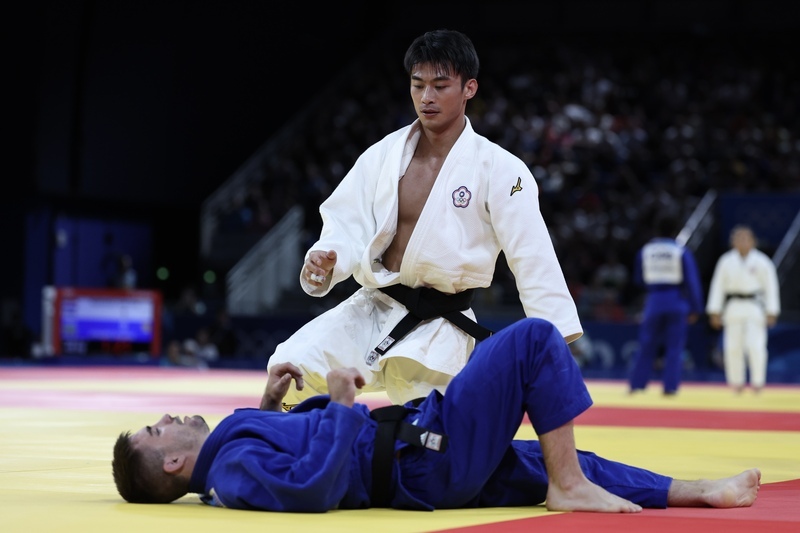 巴黎奧運／柔道楊勇緯首場驚險過關 晉級8強
