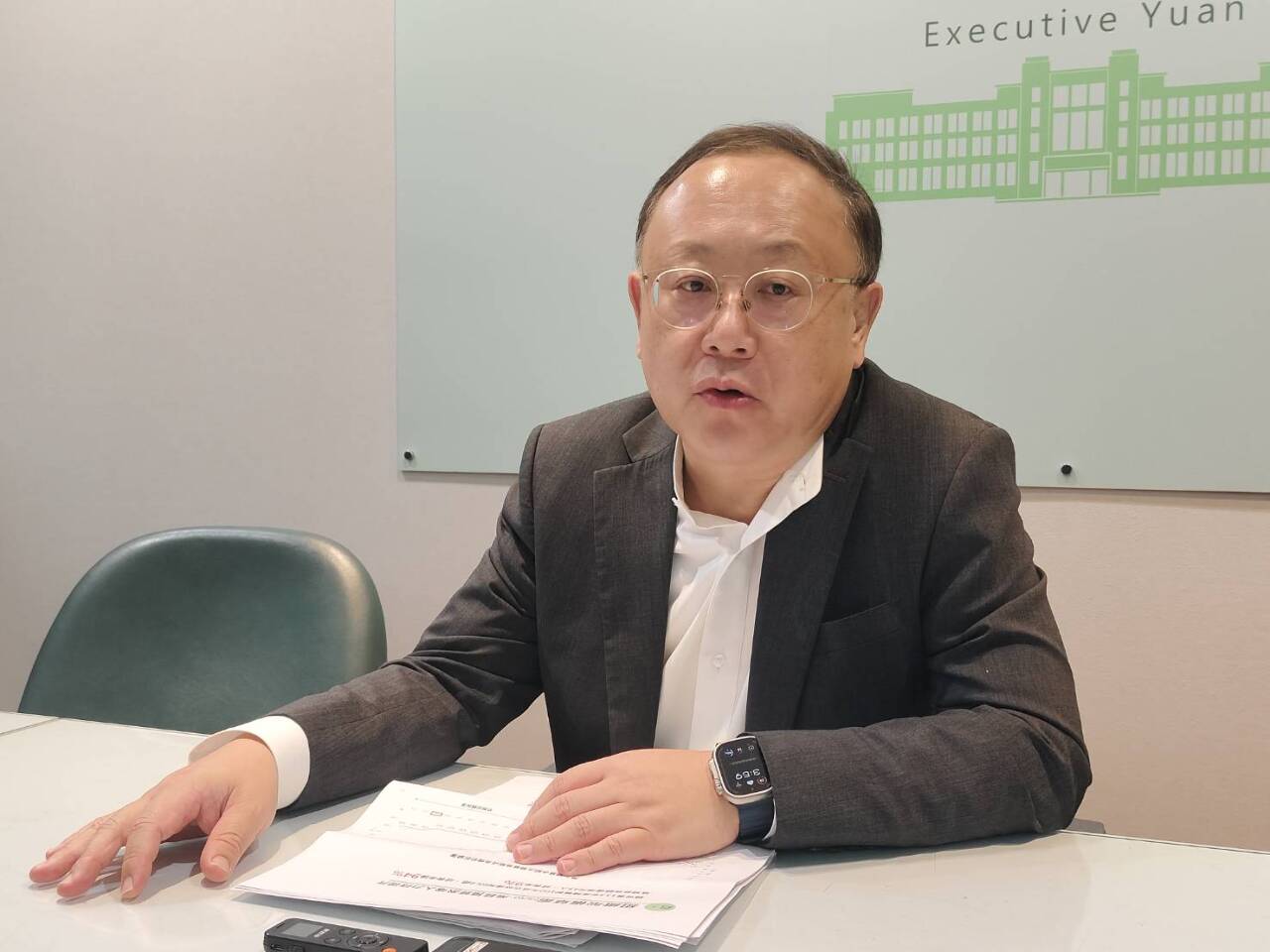 檢討但不廢除 史哲：體育班軟體、師資、經費、課程由運動部負責