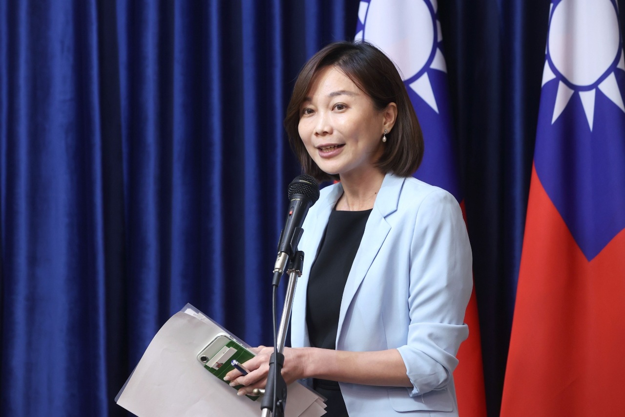 民眾黨團提問卷 考委提名人基於2尊重暫不答復