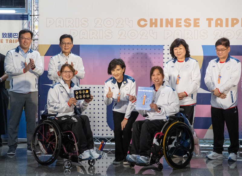 歡送巴黎帕運代表團 &nbsp;鄭麗君：打造貼心堅強後盾