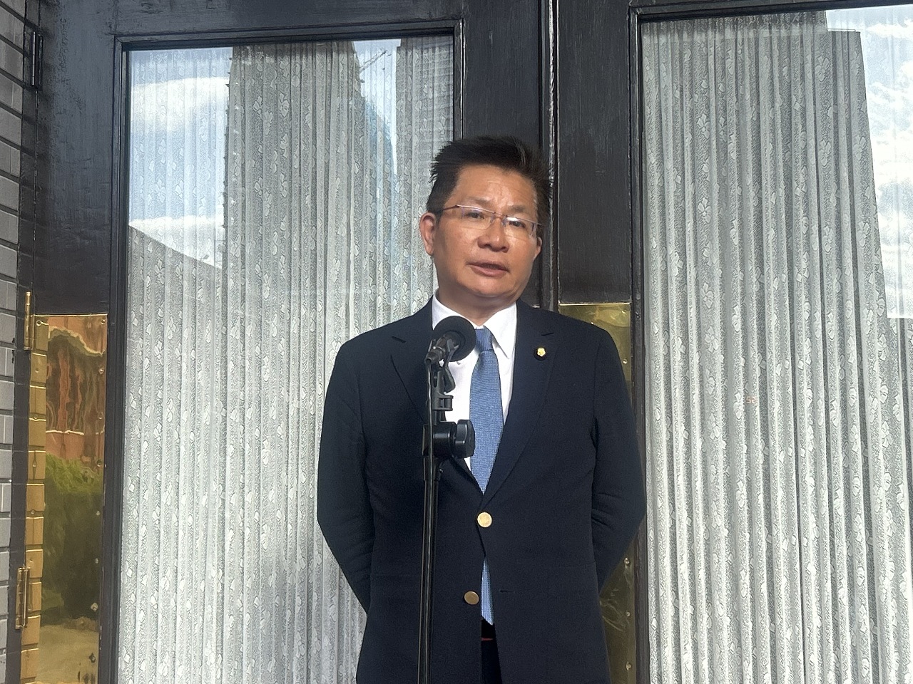 民眾黨立委吳春城因壯世代爭議請辭 劉書彬將遞補缺額