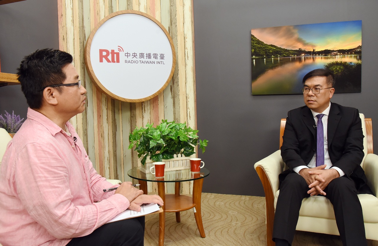 彭啓明：與經部組ESCO團隊 助醫院減碳