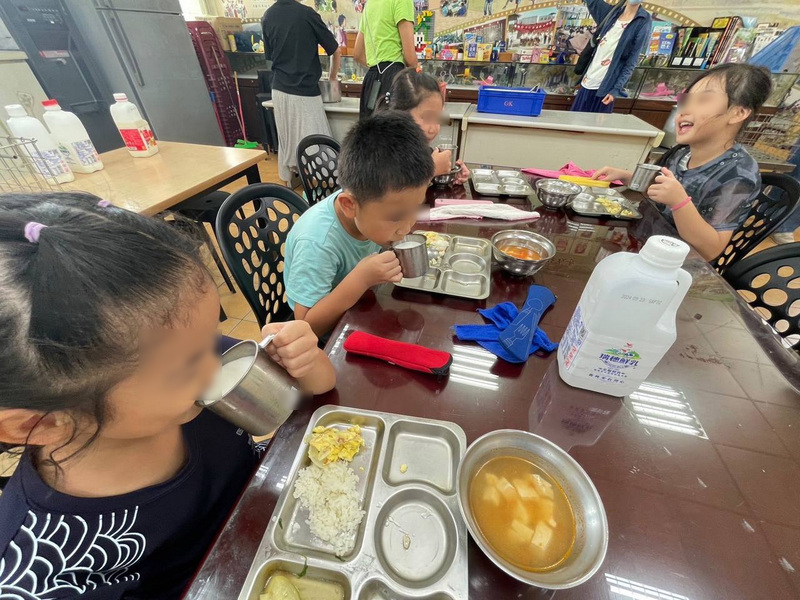 班班有鮮乳停辦 家長團體憂損害孩子營養權益