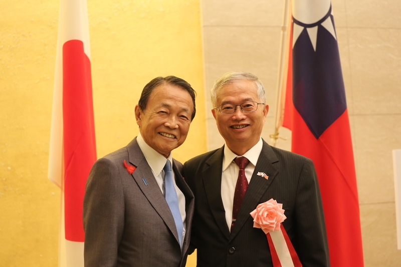 前日相麻生太郎出席國慶活動 稱台灣是重要「國家」