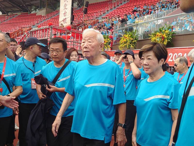 張忠謀：台積電已成真正的兵家必爭之地 最嚴峻的挑戰就在眼前