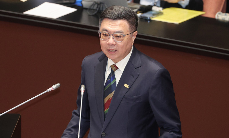 黃仁勳回台投資要100億度綠電 郭智輝：我們可以給他
