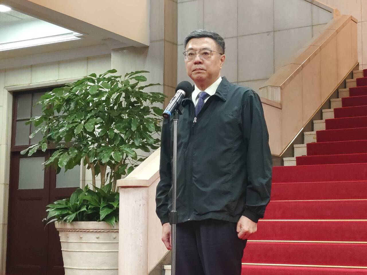 勞動部公務員輕生案 卓榮泰道歉：各機關全面清查 不容許霸凌