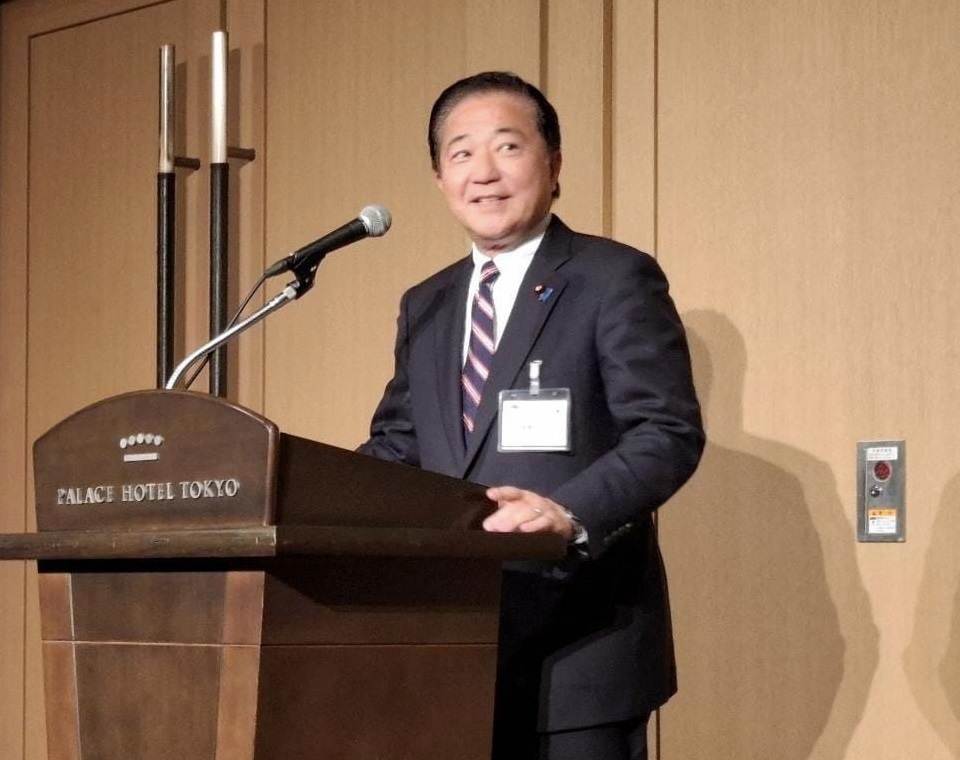 日本派首相輔佐官訪美 盼接觸川普陣營