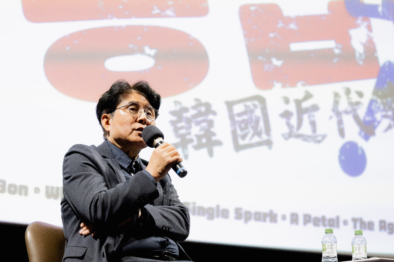 韓國電影大師金弘準來台幽默開講  羨慕台灣有《悲情城市》