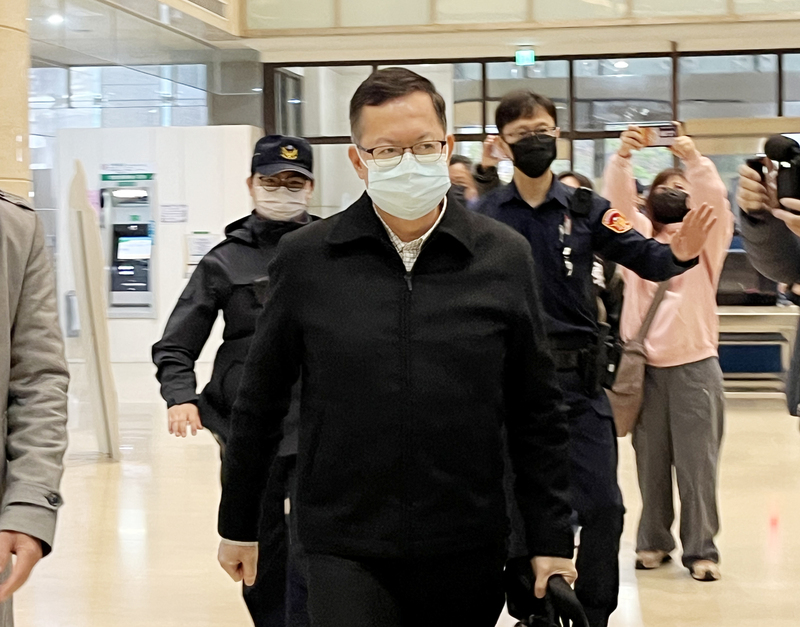 涉貪案出庭 鄭文燦否認犯罪：檢方誤解盼還清白