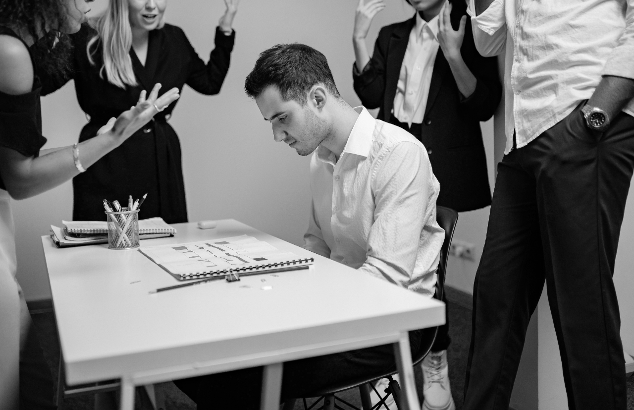 人事總處官員霸凌成立 記兩大過免職