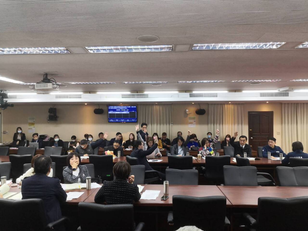 溫馨平安夜！朝野同意揭弊者保護法等法案27日表決
