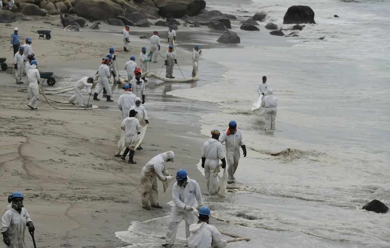 秘魯北部沿海漏油 政府宣布90天環境緊急狀態