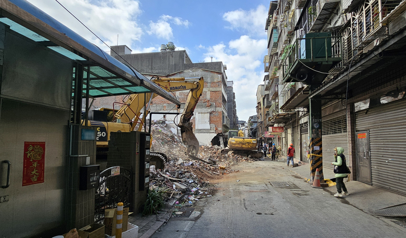 三重損鄰案憂地基不穩 市府擴大撤離182人