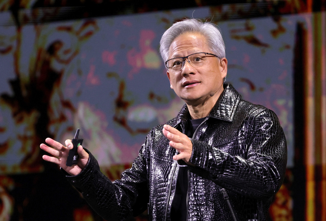 黃仁勳傳 曝與張忠謀開啟逾20年友誼起點