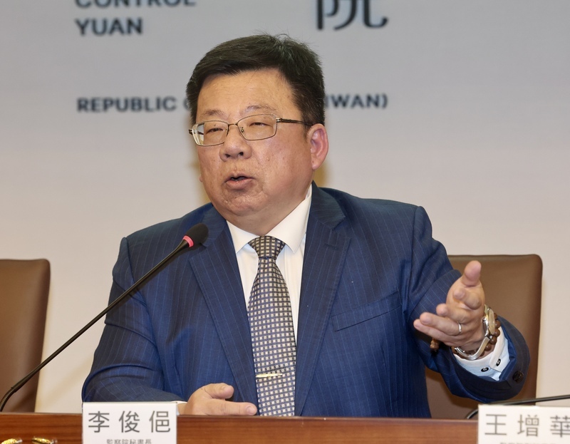 遭控用監院公務車接送愛犬 李俊俋致歉並自請處分