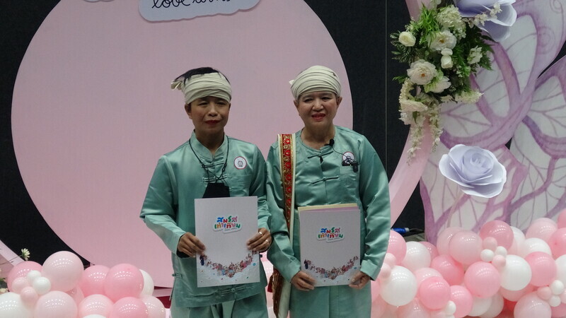 泰國同婚法律生效 百對情侶搶首日登記結婚