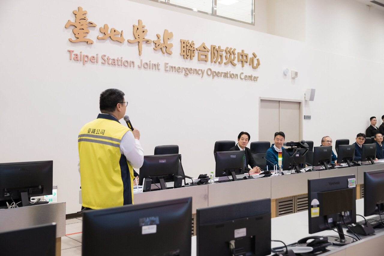 視察春節疏運 賴總統肯定「運具聯防」機制