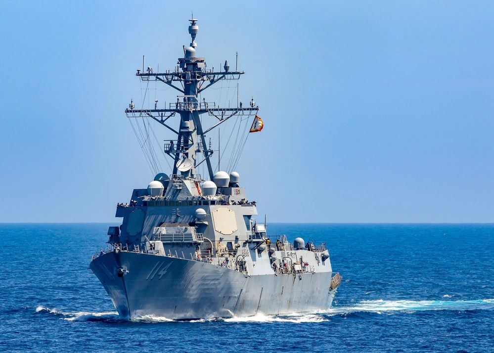 中共罕見披露美艦穿越台海 國防部：與友盟的合作細節不會主動說明