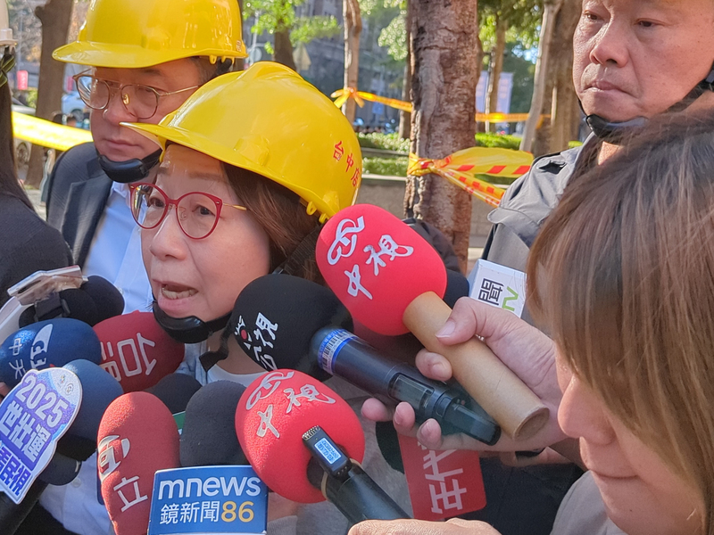 網稱氣爆後先安撫VIP客 新光三越澄清：每人都在疏散