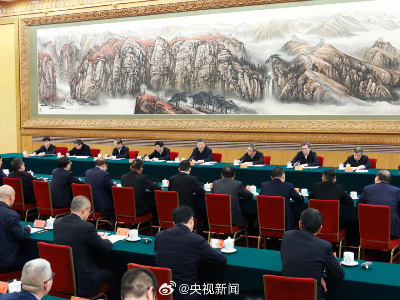 馬雲、雷軍等企業家齊聚一堂 習近平出席座談會