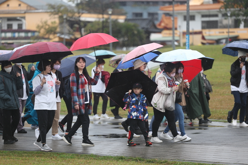 鋒面通過對流旺盛 氣象署：仍有機會降冰雹