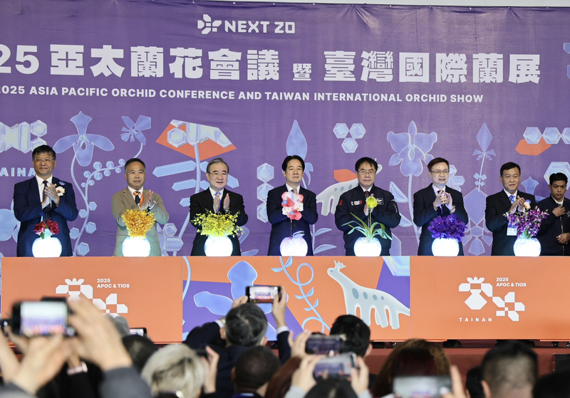 出席國際蘭展開幕 總統：推動蘭花產業升級 展現台灣文化軟實力