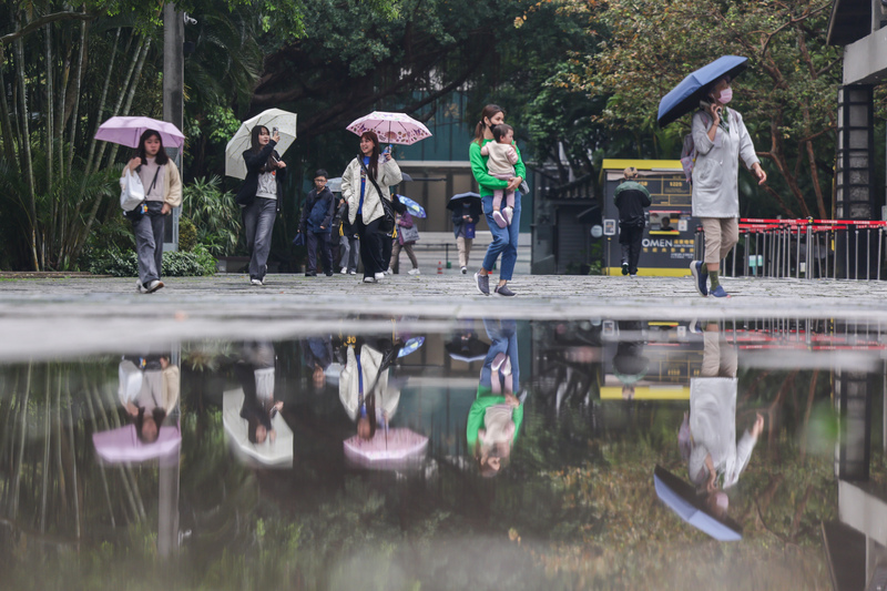 迎風面局部大雨 北部偏涼南部白天達31度